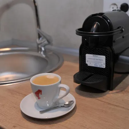 Jacuzzi De Lux - Τσάτσακ